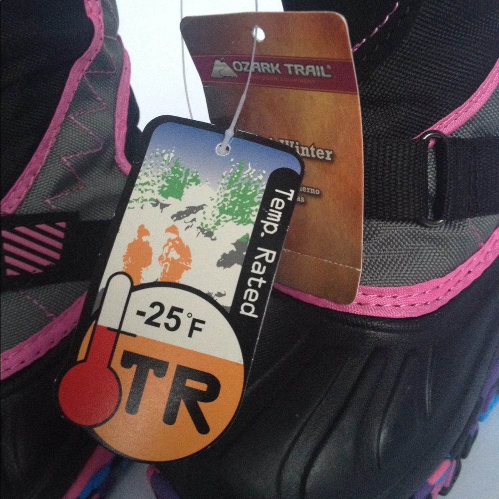 NWT- Ozark Trail Girls Toddler Winter Temp Boots - Picture 6 of 6